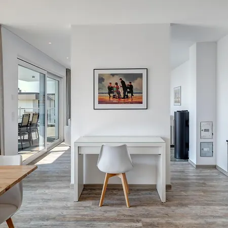 Penthouse Apartment Mit Sauna Und Dachterrasse Mit Haffblick Apartman