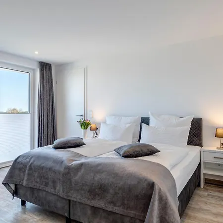 Penthouse Apartment Mit Sauna Und Dachterrasse Mit Haffblick Apartman *